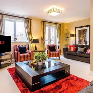 Stylish Townhouse Centre With Parking Holiday home
